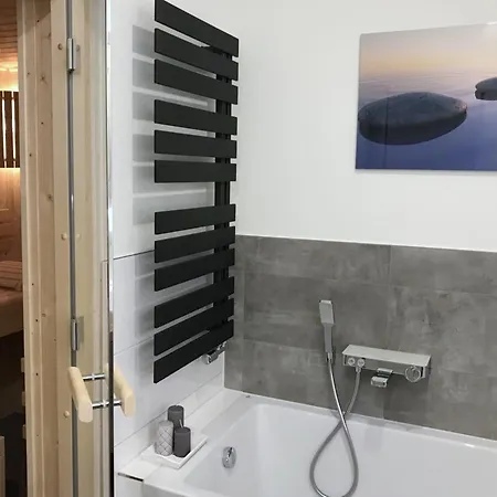 Haus Sonnendeck - Sonnenweg 21 Vakantiehuis